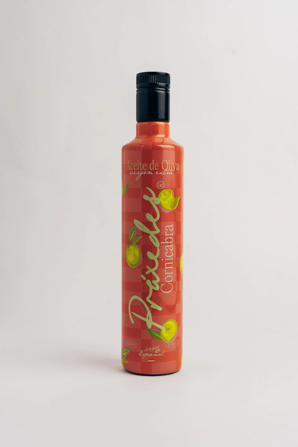 Praxedes Cornicabra — botella roja, variedad autóctona de los Montes de Toledo